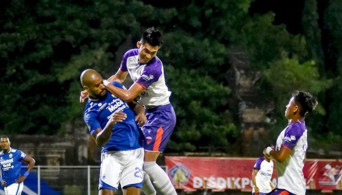 HASIL dan JADWAL LIGA 1: Persib Kuasai Klasemen Seusai Bekuk Persita